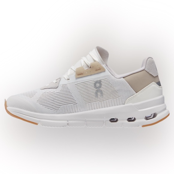 On Cloudrift in White/Sand - Picture 6 of 13